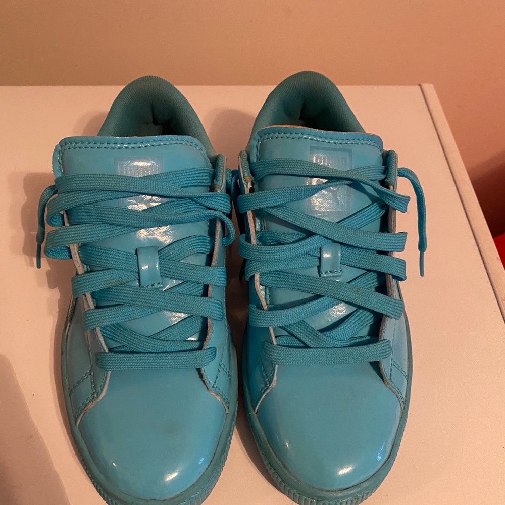 Turquoise Puma - Picture 4 of 4